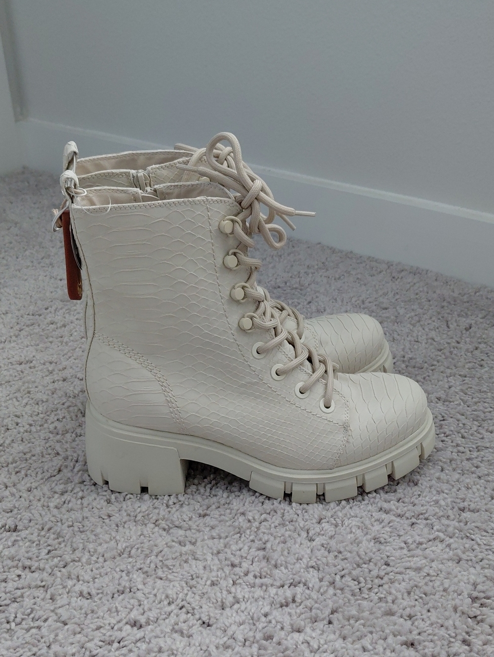 MIA Lace-Up Combat Boots